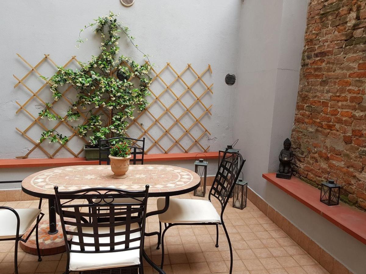 Nell'Antico Ghetto Ebraico Lejlighed Ferrara Eksteriør billede